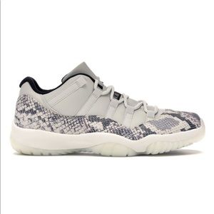 JORDAN RETRO 11 Low Light Bone Snakeskin - Size 10